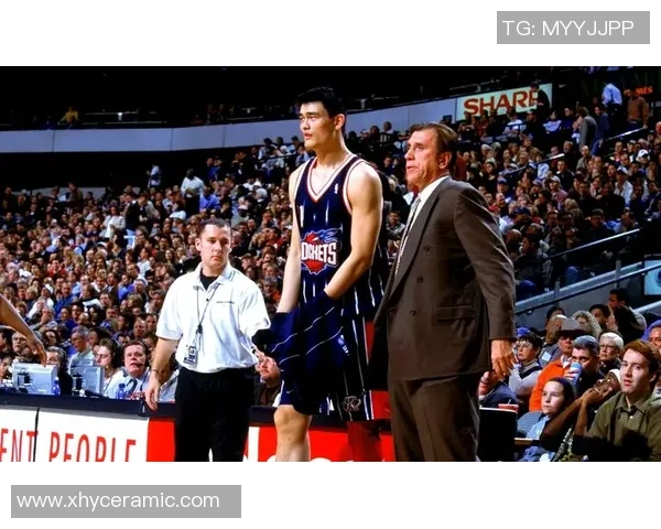 姚明在NBA的辉煌历程与传奇成就解析