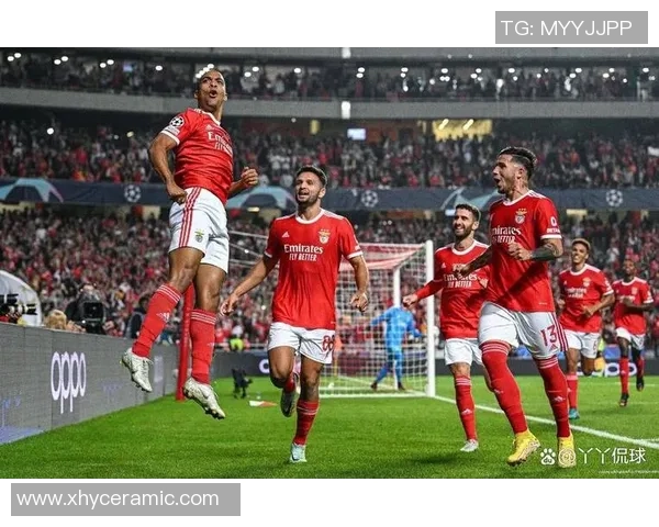 欧冠焦点战波尔图与本菲卡激战成平局全场沸腾瞬间回顾