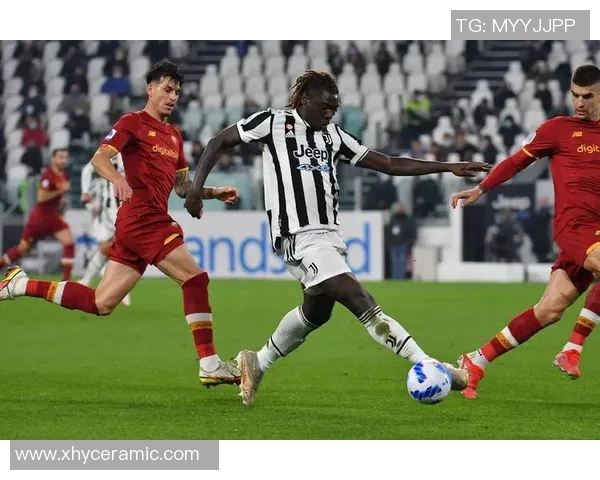 欧冠激战尤文图斯与里昂握手言和红牌事件引发全场热议与转会猜测