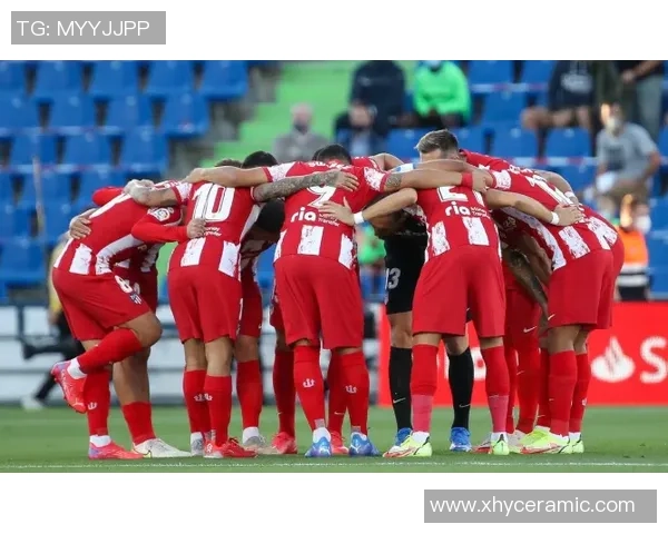 西甲激战波尔图逆转拜仁红牌事件引发全场热议与数据分析